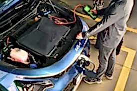 Hibrit elektikli araç onarımı